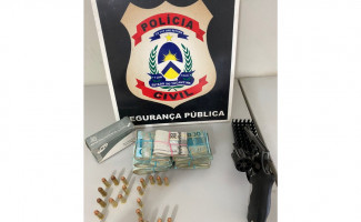 No norte do Estado, Polícia Civil prende homem por posse ilegal de arma de fogo e apreende mais de R$ 45 mil em dinheiro 