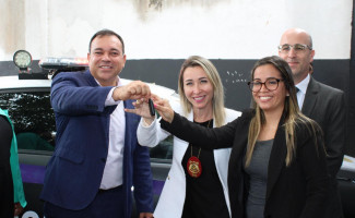 SSP-TO entrega nova viatura à 3ª Deam de Araguaína para fortalecer ações de combate à violência contra a mulher 