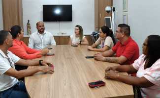 Hospitais Dona Regina e Tia Dedé trocam experiências para aprimorar o atendimento à população