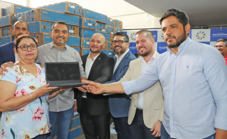 Governador Wanderlei Barbosa entrega mais de 3 mil computadores para otimizar e modernizar os serviços do Governo do Tocantins
