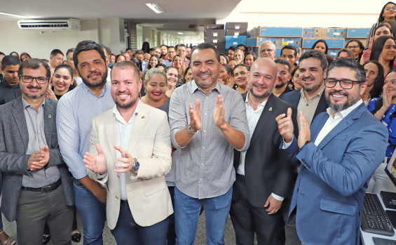 Governador Wanderlei Barbosa entrega mais de 3 mil computadores para otimizar e modernizar os serviços do Governo do Tocantins