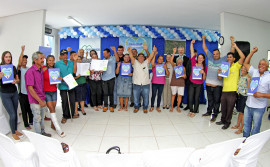 Com apoio do Governo do Tocantins, mais de 40 famílias de Dois Irmãos recebem títulos de propriedades dos imóveis