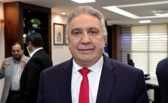 Governador em exercício Laurez Moreira reúne-se com empresas para tratar de tecnologia que melhora a conectividade e gera impacto na economia