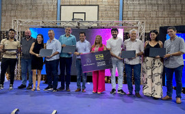 Governo do Tocantins inicia entrega de notebooks para os profissionais da rede estadual de ensino