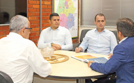 Governo do Tocantins discute projeto de implantação de centros de comercialização do programa Produtos da Terra