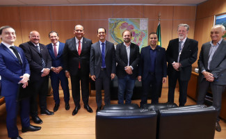 AMETO apresenta projetos de expansão da Mineração no Tocantins no Ministério de Minas e Energia 