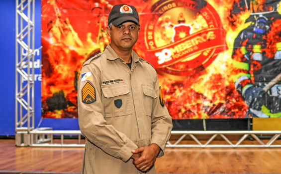 Governador Wanderlei Barbosa prestigia a formatura de 46 sargentos do Curso de Aperfeiçoamento do Corpo de Bombeiros Militar