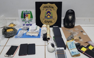 Operação conjunta da PM e PC resulta na prisão de cinco suspeitos de tráfico e apreensão de drogas em três municípios