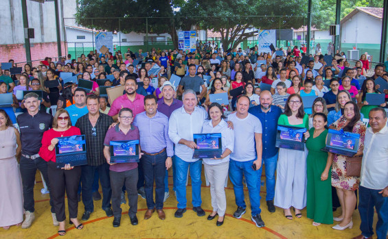 Governo do Tocantins finaliza entrega de notebooks do Profe Digital nas Regionais de Educação de Araguatins e Tocantinópolis