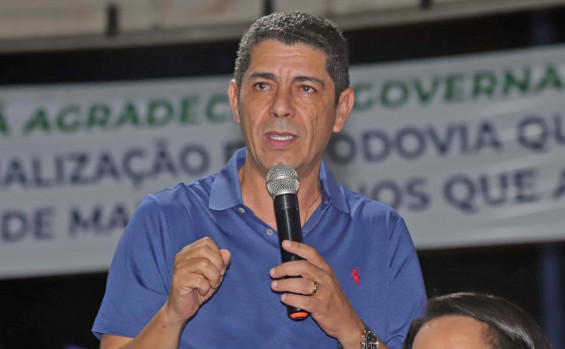 Governador Wanderlei Barbosa oficializa estadualização de estrada que liga Paranã ao estado de Goiás