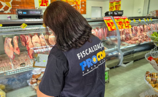 O Procon Tocantins encontra variação de até 108,42% nos preços das carnes nos açougues de Palmas.
