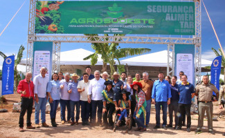 Em Almas, vice-governador Laurez Moreira abre oficialmente a 8ª edição da Agrosudeste