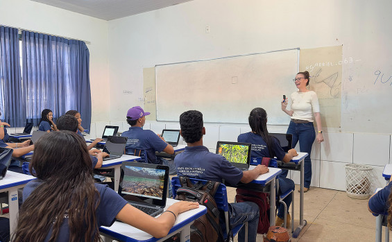 Profe Digital: investimentos em tecnologia modernizam e conectam a Educação da rede estadual