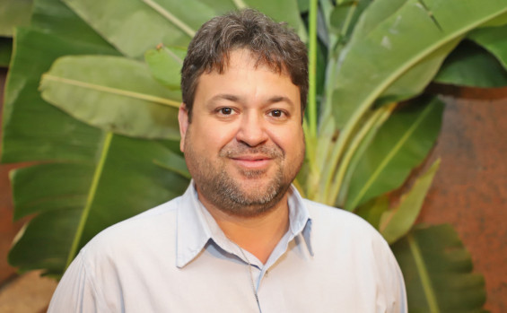 Governador Wanderlei Barbosa celebra os 35 anos do Ruraltins com entrega de 400 computadores e anuncia benefício aos extensionistas do órgão 