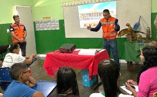 Defesa Civil Estadual e parceiros levam projeto Foco no Fogo para escolas de Pequizeiro