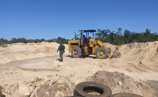 Polícia Militar autua indivíduo por extração ilegal de areia em área de preservação permanente em Divinópolis
