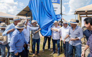 Na Agrotins 2024, governador Wanderlei Barbosa visita estande da Adapec e inaugura depósito modelo de armazenamento de embalagens de agrotóxicos
