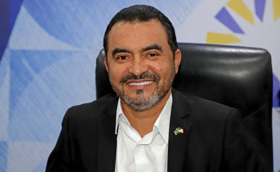 Governador Wanderlei Barbosa sanciona doação do terreno para construção do hospital municipal de Palmas