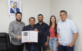 Governo do Tocantins assina Ordem de Serviço para reforma do ginásio poliesportivo de Guaraí  