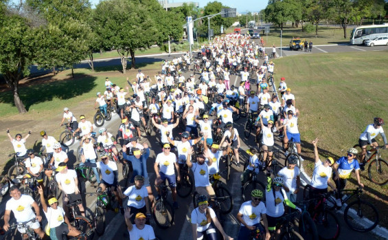 Detran/TO realiza 3° Passeio Ciclístico para alertar sobre a importância da segurança e do respeito no trânsito