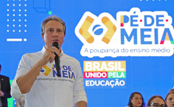 Governador Wanderlei Barbosa e ministro Camilo Santana lançam o Programa Pé-de-Meia para mais de 25 mil estudantes tocantinenses