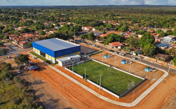 Em Tocantínia, governador Wanderlei Barbosa inaugura Complexo Poliesportivo que recebeu R$ 2 milhões do Estado