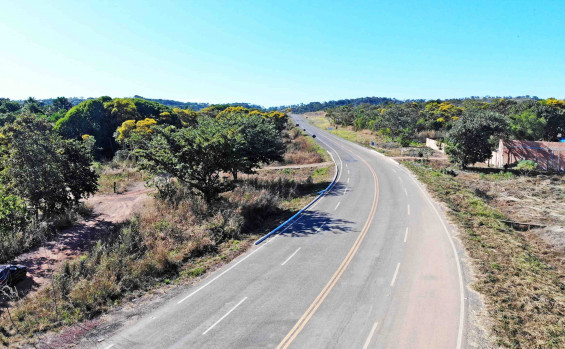 Governador Wanderlei Barbosa inaugura 50 km da rodovia TO-247 em Lagoa do Tocantins com investimento de R$ 80 milhões