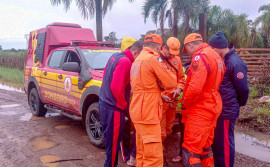 Em operação no Rio Grande do Sul, bombeiros tocantinenses iniciam buscas em área devastada por correnteza e alagamentos em Cruzeiro do Sul