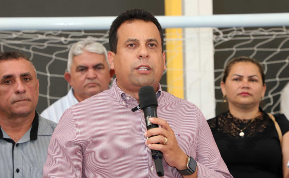 Governador em exercício, Amélio Cayres, entrega obras em escolas de Augustinópolis, avaliadas em R$ 3 milhões 