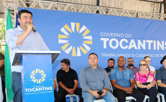 Em Augustinópolis, governador em exercício Amélio Cayres assina ordem de serviço para Câmpus da Unitins e Pacto de Intenções para Centro de Necrópsia do município