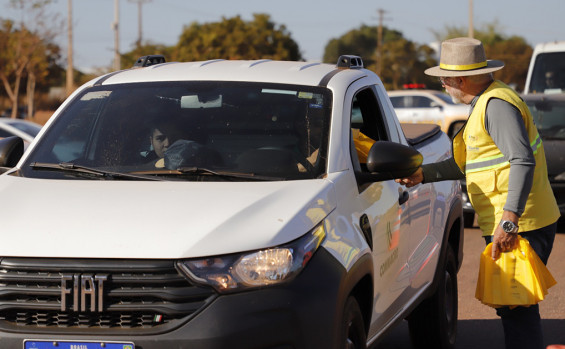 Detran/TO e parceiros realizam blitz educativa para orientar condutores sobre os cuidados no trânsito no mês de julho