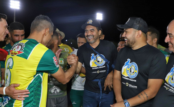 Governador Wanderlei Barbosa participa da final do Copão Tocantins de Futebol Amador, em Paranã 