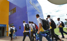 Cerca de 140 mil alunos da rede estadual de ensino retornam às aulas nesta quinta-feira, 1° de agosto