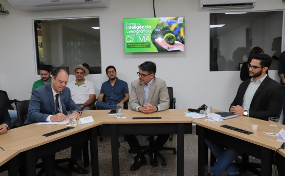 Semarh e UFT assinam convênio para operacionalização de Centro de Inteligência para monitoramento ambiental