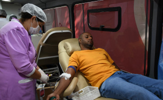 Servidores da SES-TO participam de ação solidária de doação de sangue