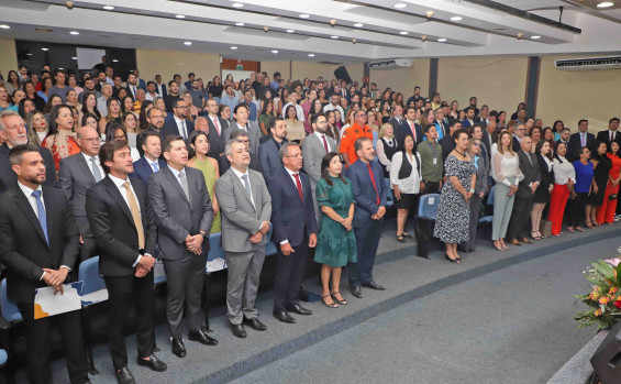 Governo do Tocantins comemora 35 anos da Procuradoria-Geral do Estado com homenagens a servidores e ex-procuradores