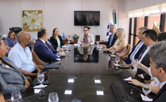 SES-TO assina Termo de Cooperação e participa de formação sobre Política Antimanicomial 