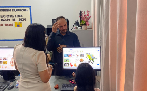 Seduc realiza oficina inclusiva de artes digitais e impressão 3D para professores do Centro de Atendimento Educacional Especializado