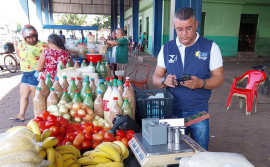 Agência de Metrologia fiscaliza balanças de pesagem em feiras livres na região norte do Tocantins