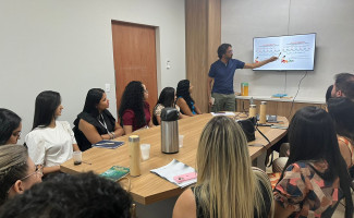 SES-TO capacita os profissionais do Hospital e Maternidade Dona Regina sobre gestão do trabalho na saúde