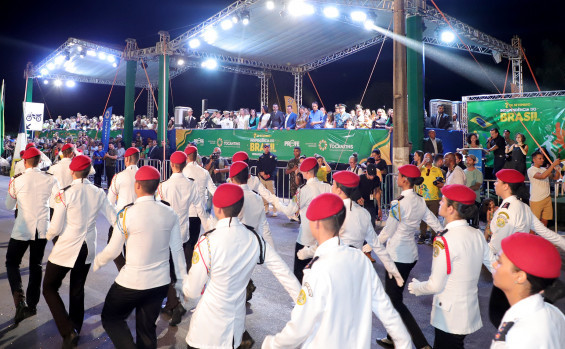 Governador Wanderlei Barbosa participa do desfile cívico que celebra os 202 anos da Independência do Brasil, neste sábado, 7