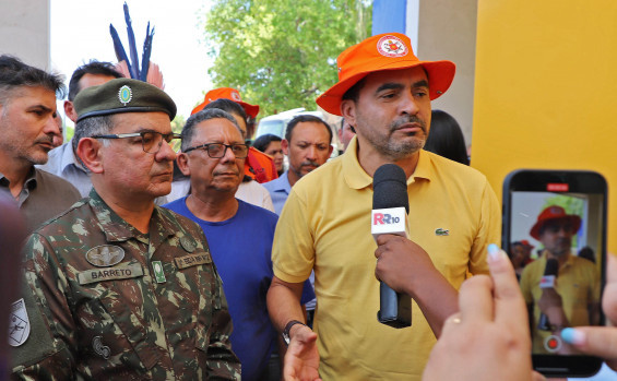 Em Lagoa da Confusão, governador Wanderlei Barbosa acompanha operações de combate às queimadas