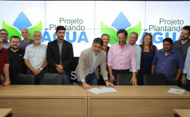 Governo do Tocantins assina Ordem de Serviço para a execução do projeto Plantando Água