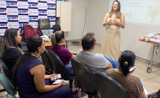 Hospital Regional de Paraíso realiza capacitação em fisioterapia respiratória pediátrica e neonatal 