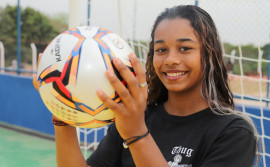 Juventude de Mateiros comemora entrega do Centro Poliesportivo executado com recursos do Governo do Tocantins