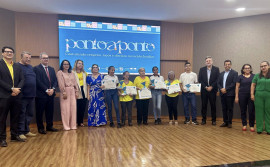 Com parceria da Seduc, projeto "Ponto a Ponto" premia melhores redações no evento de encerramento