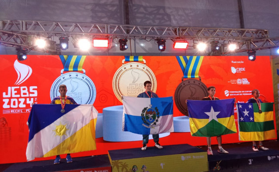 Com suporte do Governo do Tocantins, delegação tocantinense conquista do 1º lugar da Série Bronze no badminton nos JEBs 2024