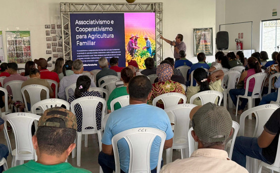 Em Paraíso do Tocantins, Governo do Estado fortalece associativismo e cooperativismo com capacitação de agricultores