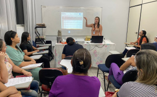 Enfermeiros do HRA recebem treinamento sobre arboviroses 