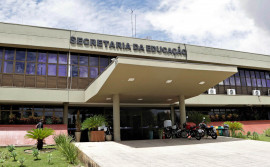 Seduc esclarece critérios classificatórios da Bonificação Anual de Incentivo aos Profissionais da Educação